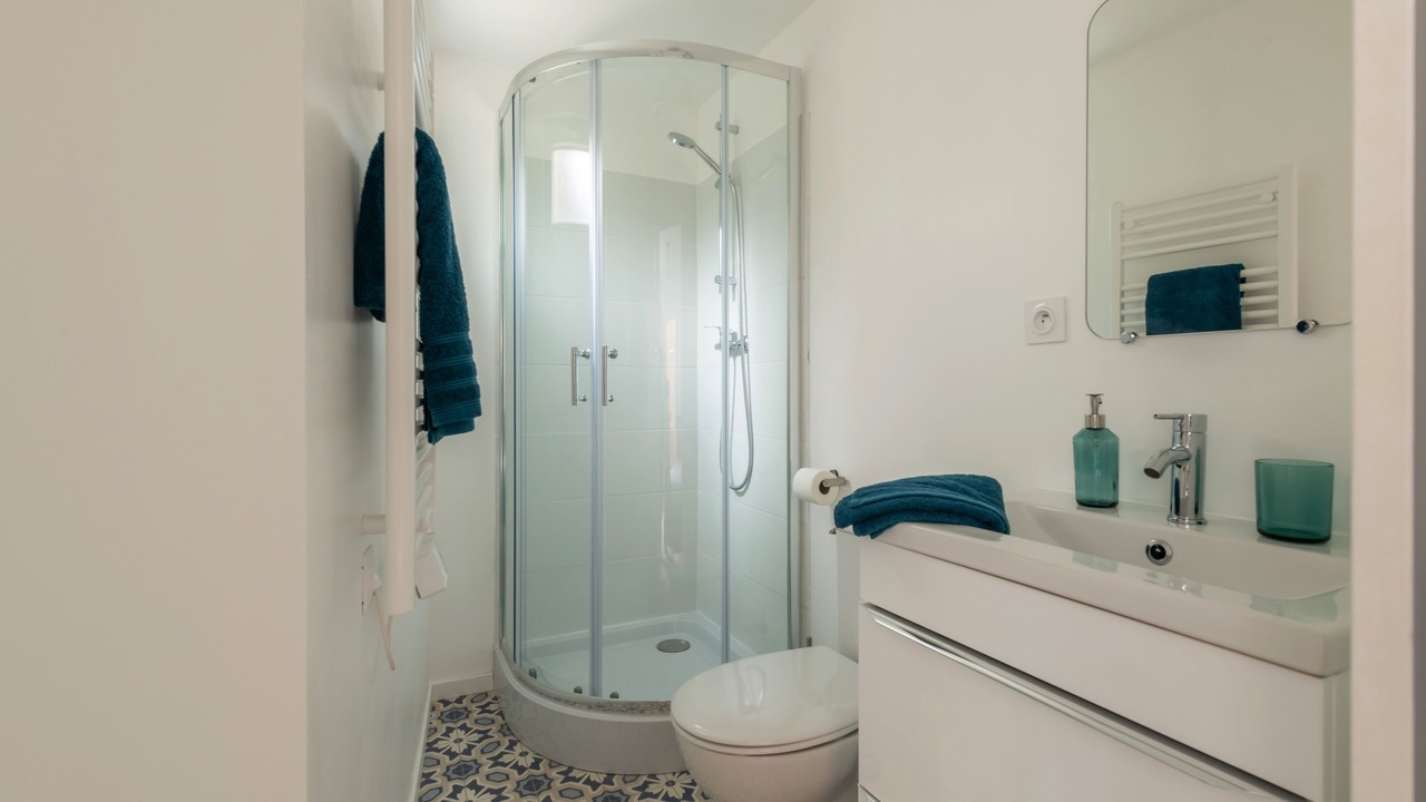 Photo of Bathroom in Saint-Helier