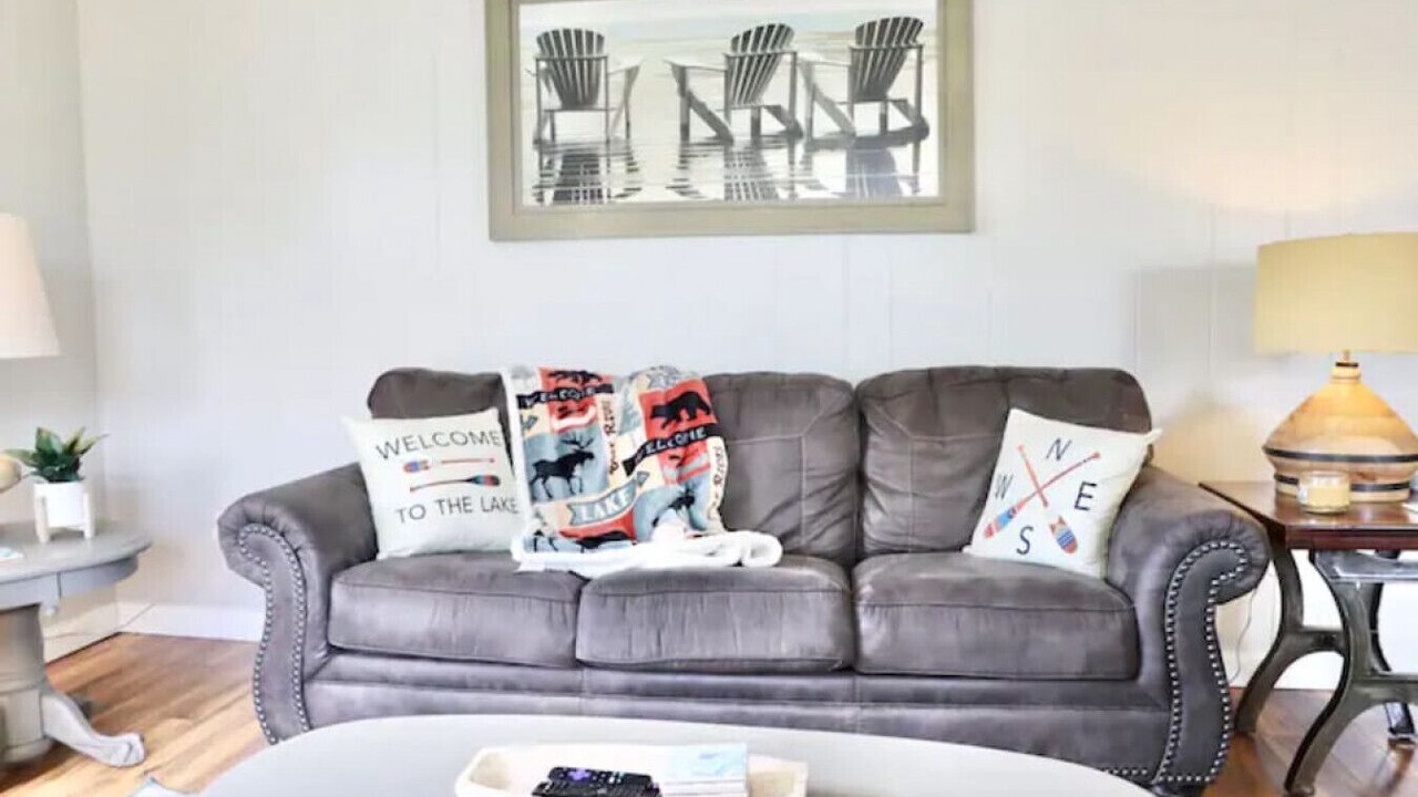 Photo of Livingroom in Edinboro