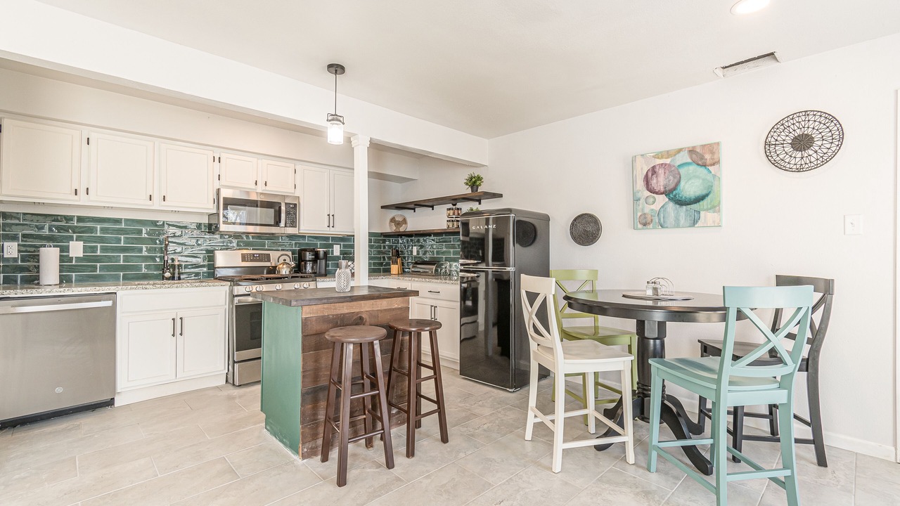 Photo of Kitchen in Mahncke Park
