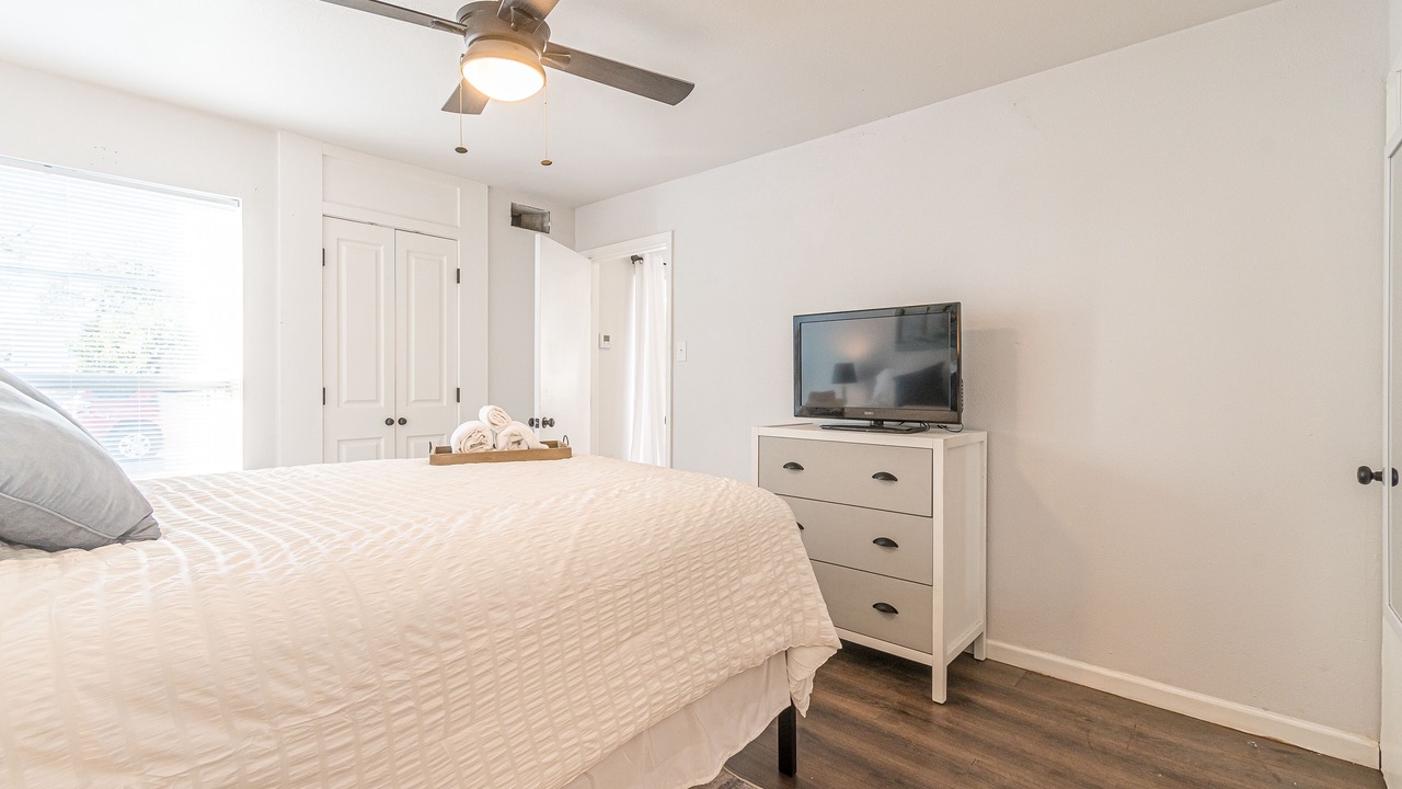 Photo of Bedroom in Mahncke Park