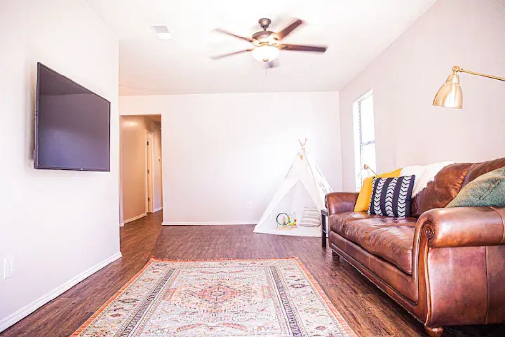 Photo of Livingroom in Crowley