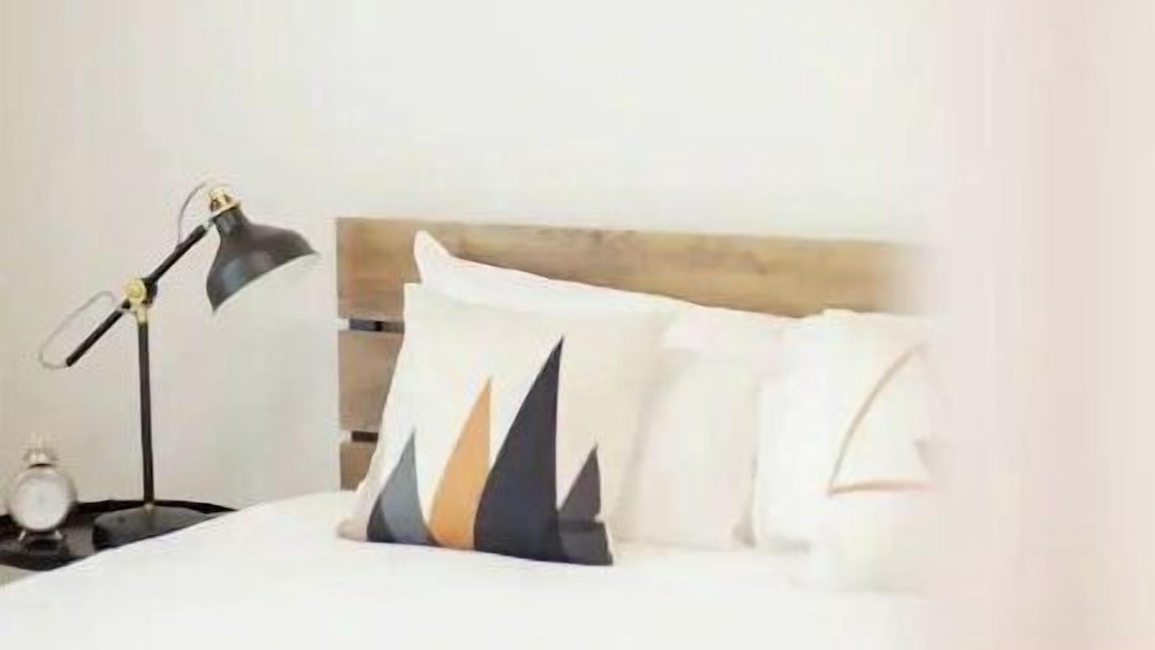 Photo of Bedroom in Crowley