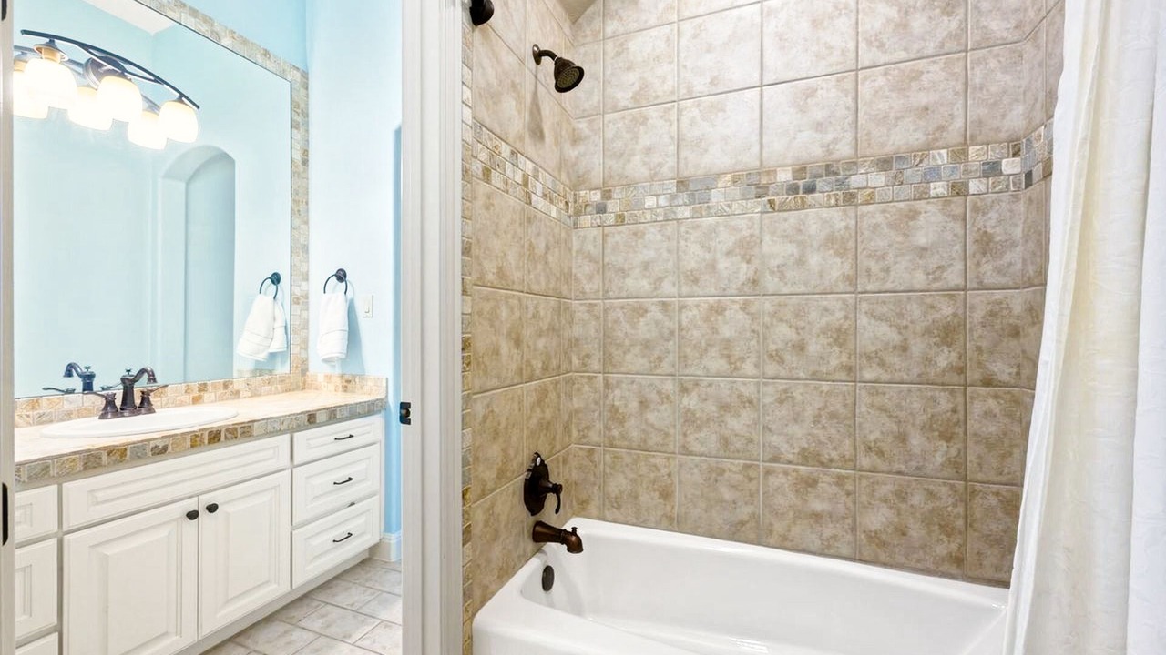 Photo of Bathroom in Yacht Harbor