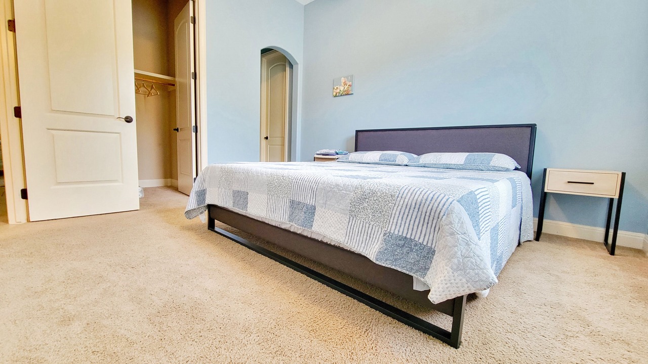Photo of Bedroom in Yacht Harbor
