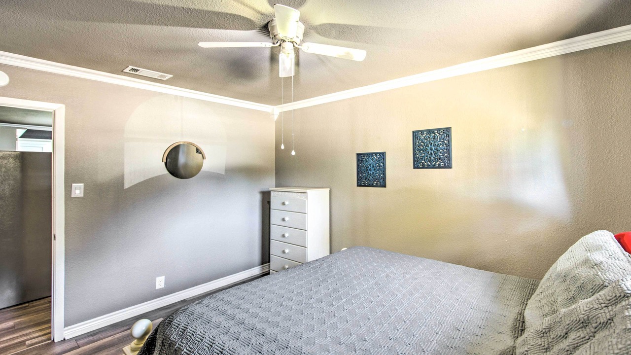 Photo of Bedroom in Tool