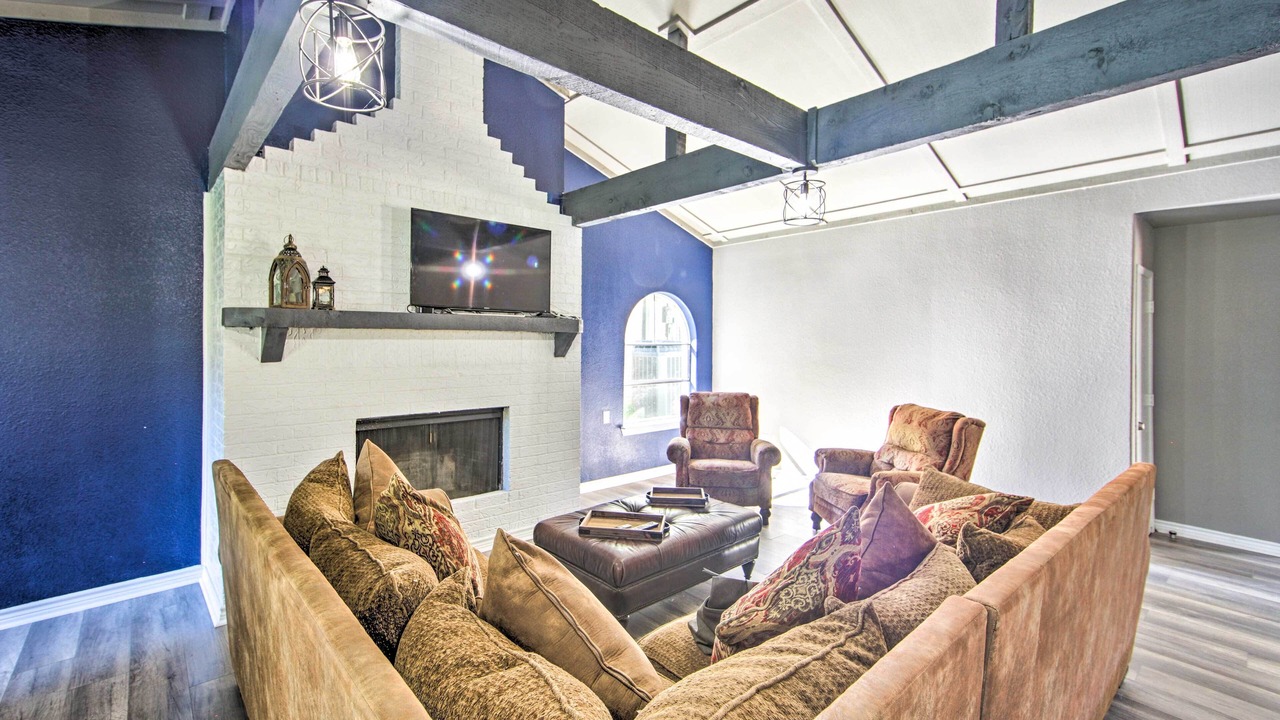 Photo of Livingroom in Tool