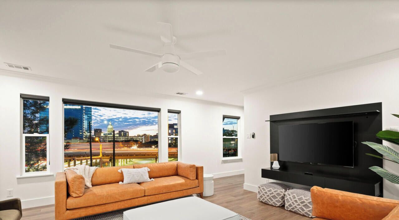 Photo of Livingroom in Swede Hill