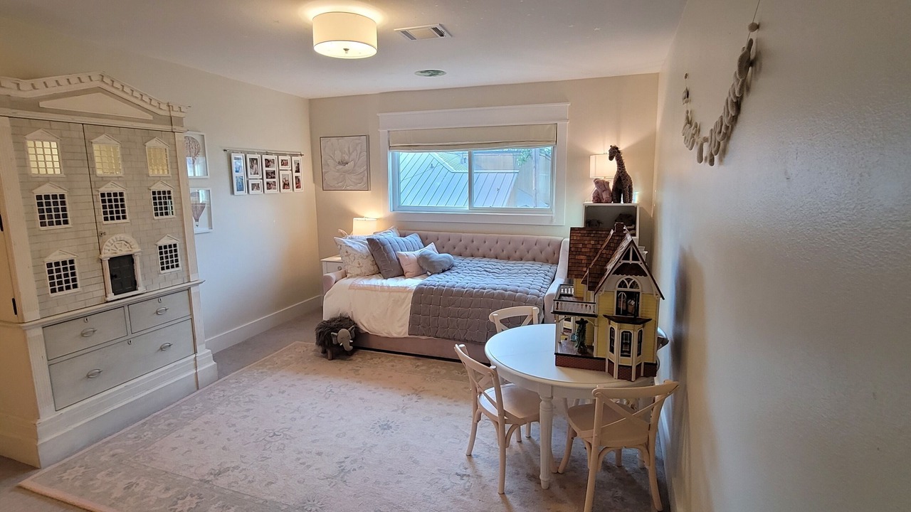 Photo of Bedroom in Memorial