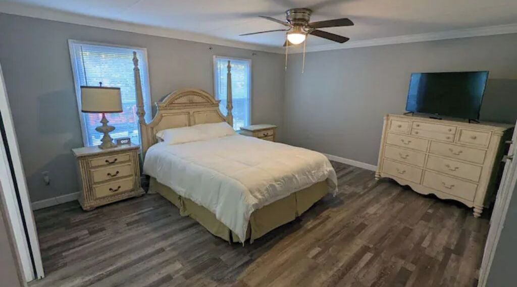 Photo of Bedroom in Ferry Pass