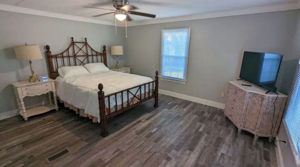Photo of Bedroom in Ferry Pass