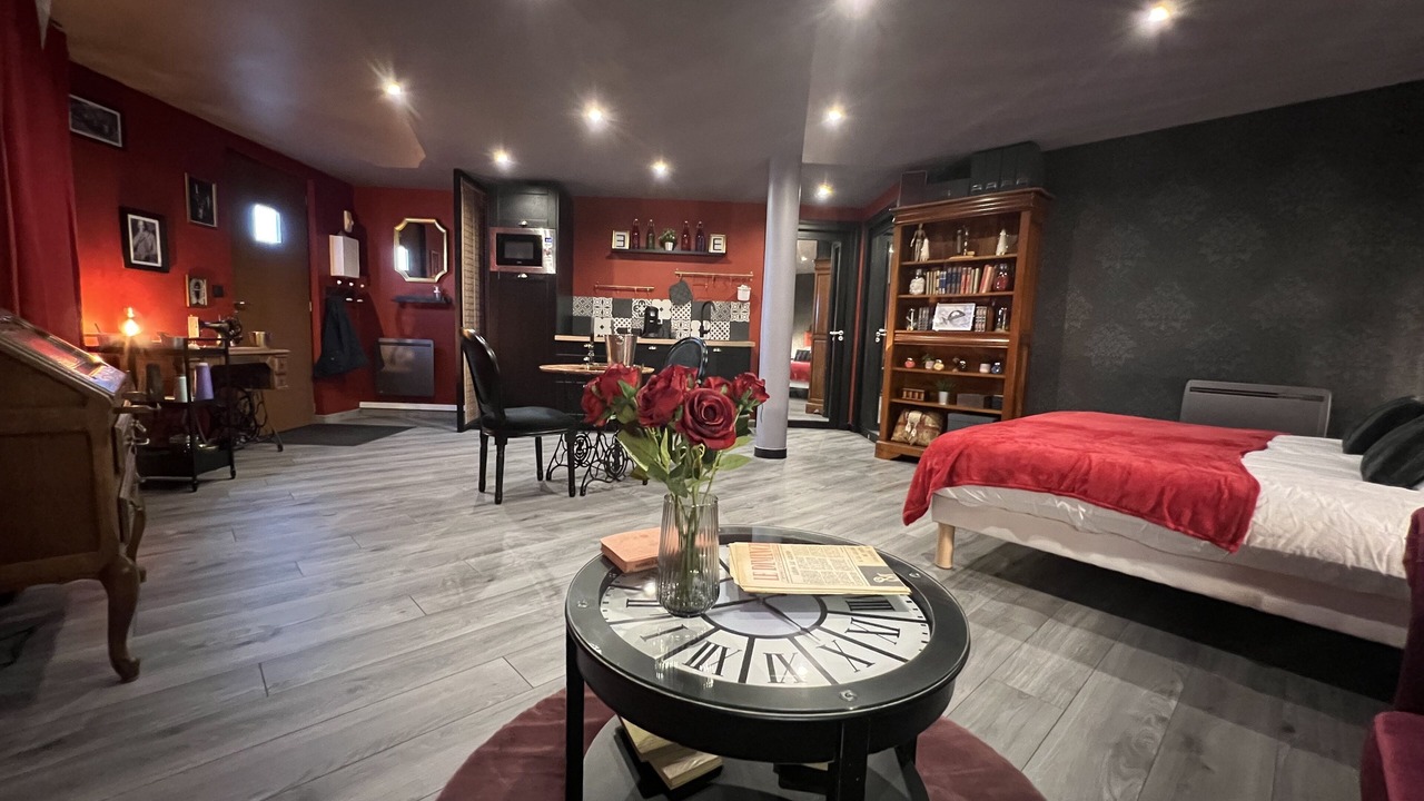 Photo of Bedroom in Calais City Center