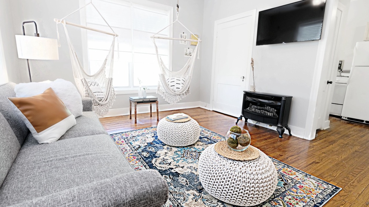 Photo of Livingroom in Lower Greenville