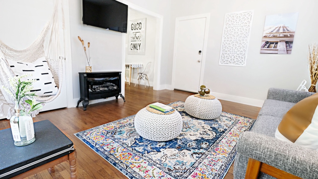 Photo of Livingroom in Lower Greenville