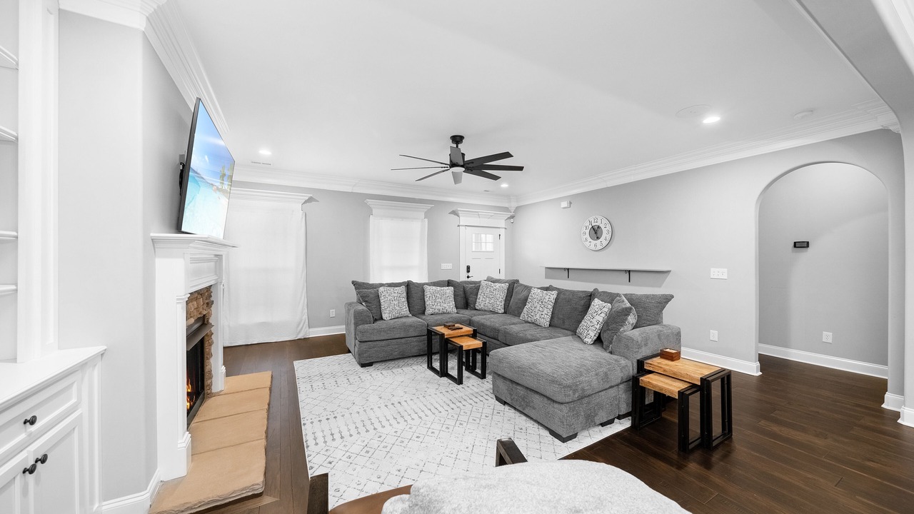 Photo of Livingroom in Huntsville