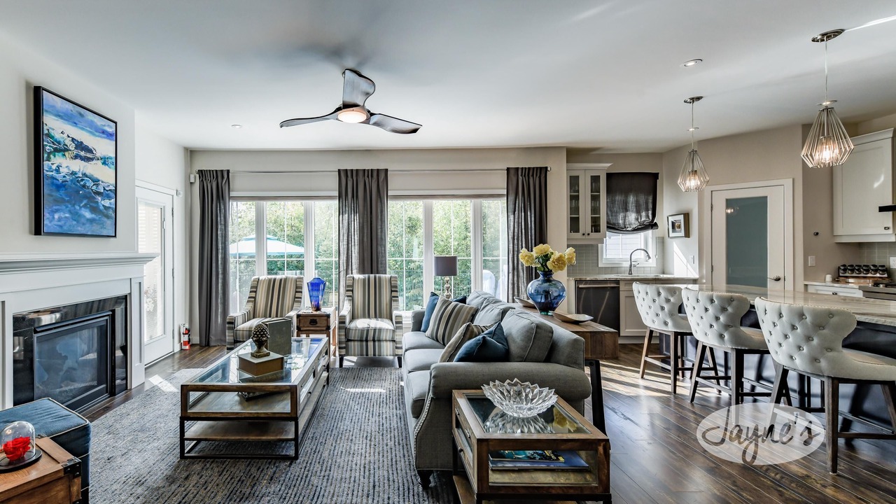 Photo of Livingroom in Glen Huron