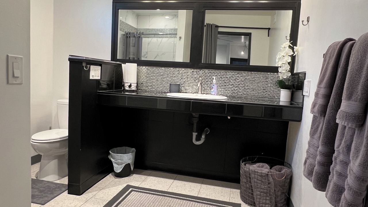 Photo of Bathroom in Booker T. Washington