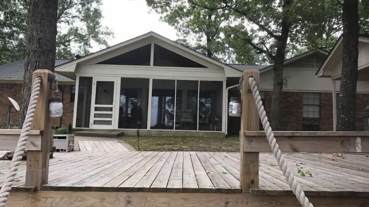 Photo of Outdoor in Dogwood