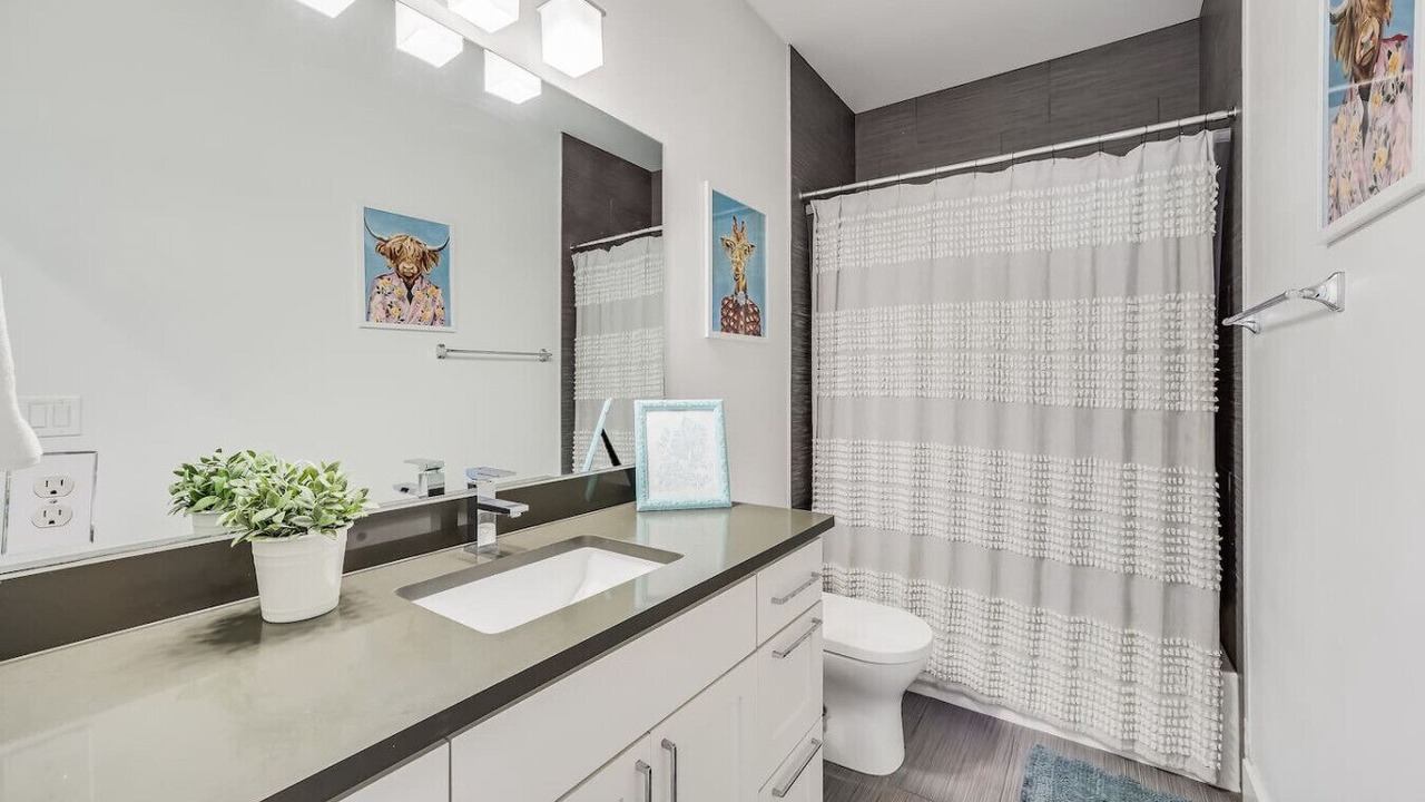 Photo of Bathroom in Rosewood