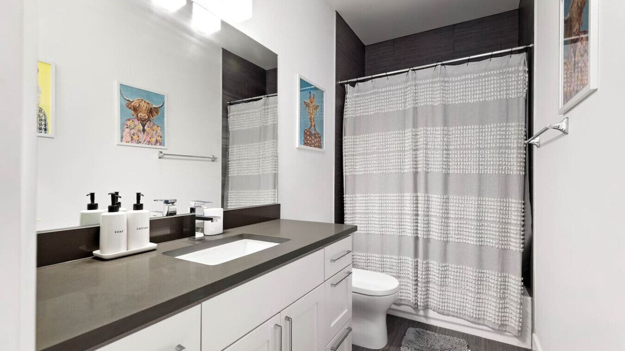 Photo of Bathroom in Rosewood