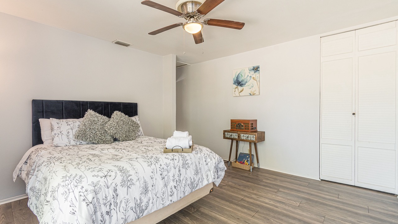 Photo of Bedroom in Mahncke Park