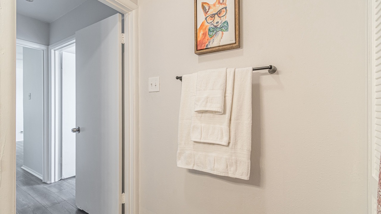Photo of Bathroom in Mahncke Park