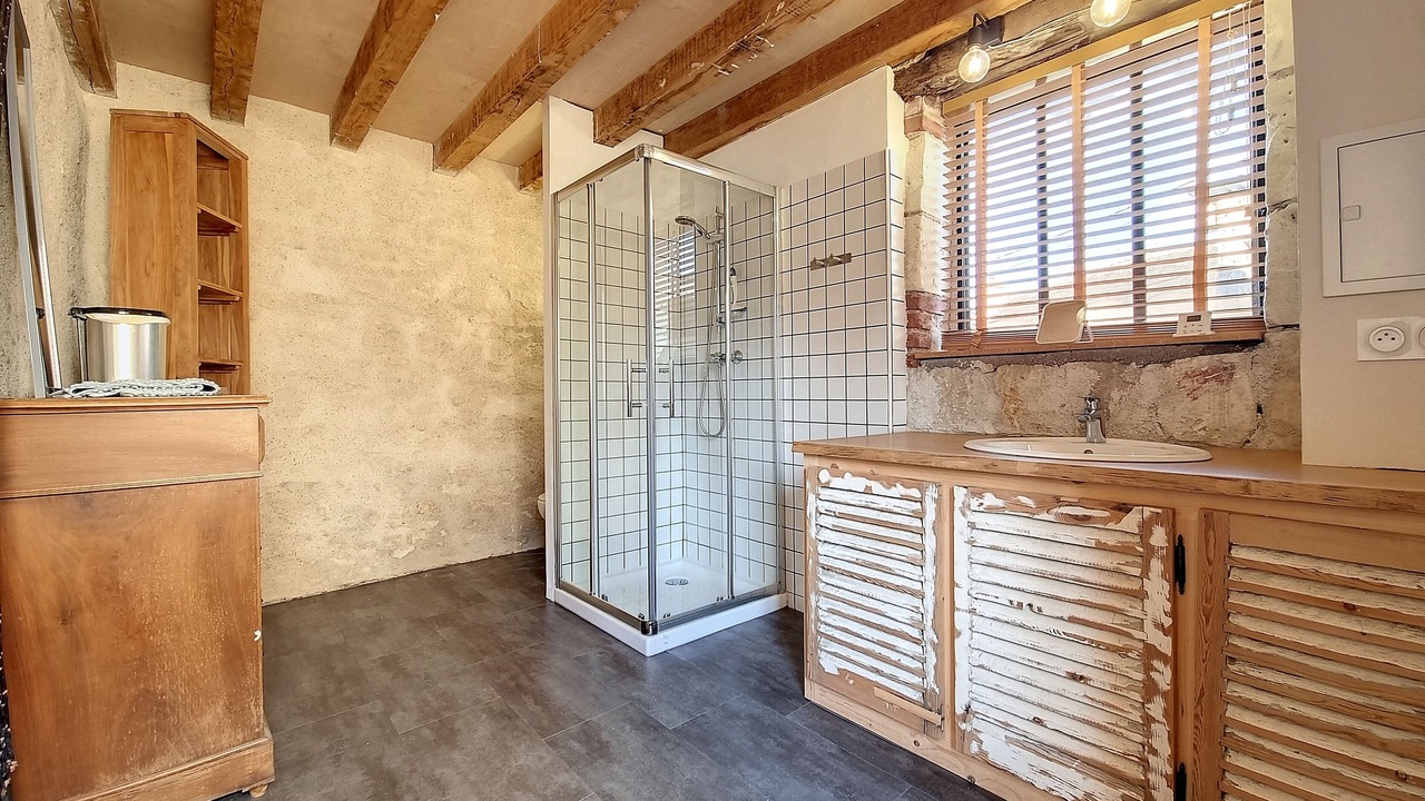 Photo of Bathroom in Francueil