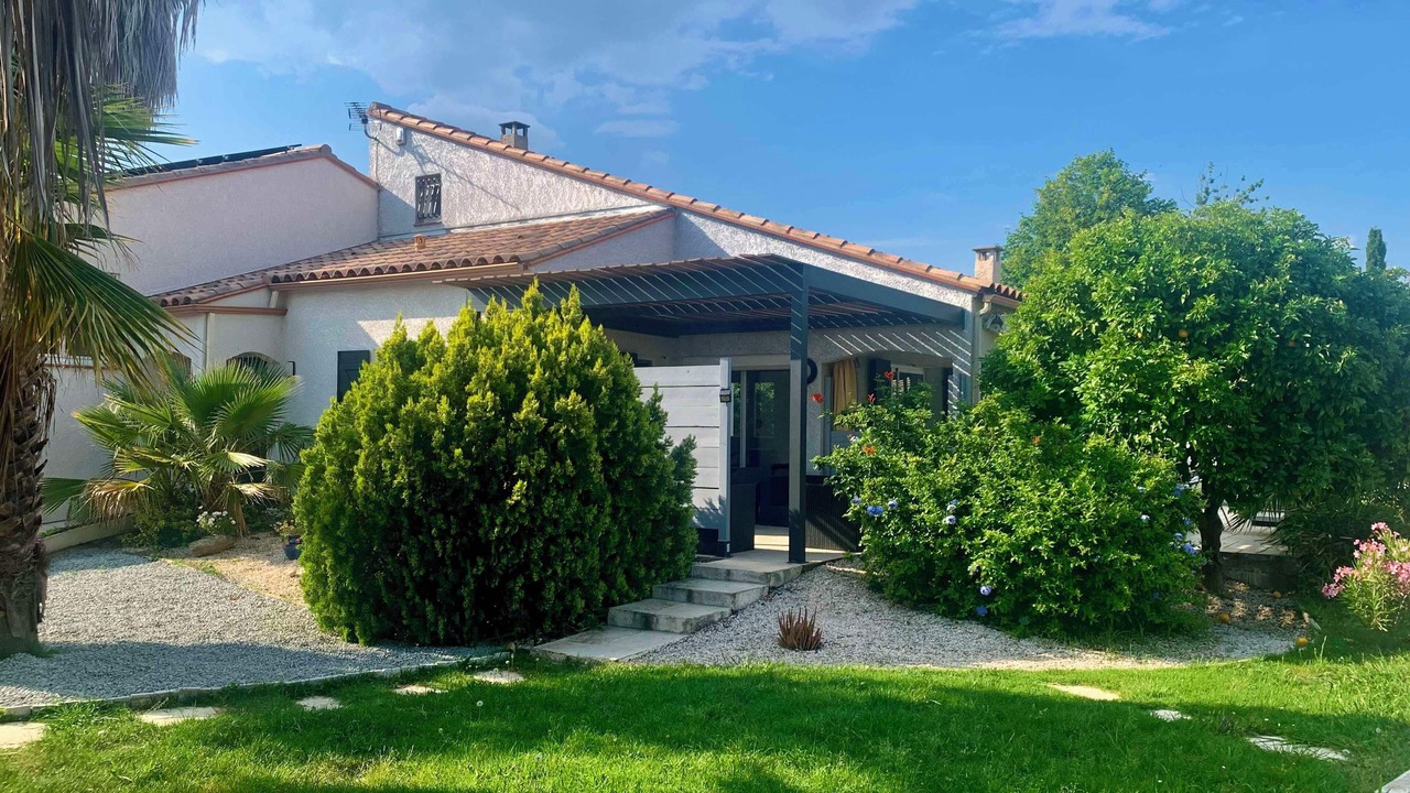 Photo of Outdoor in Palau-del-Vidre