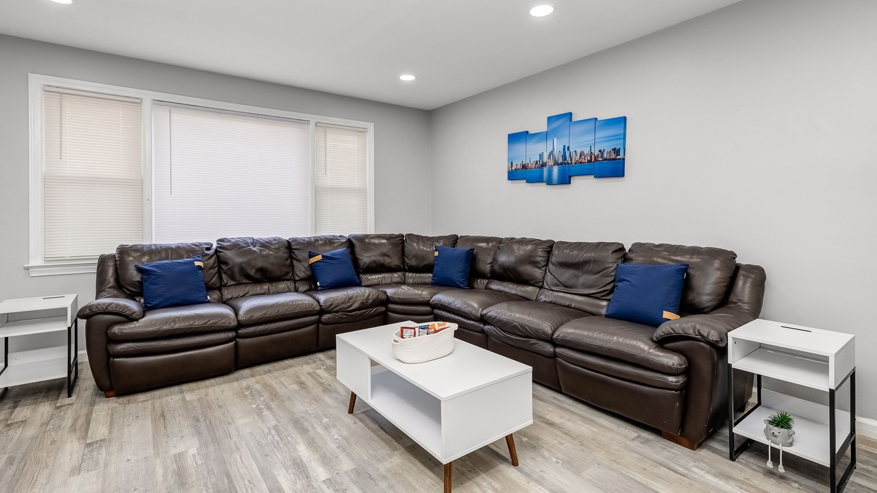 Photo of Livingroom in Bayonne