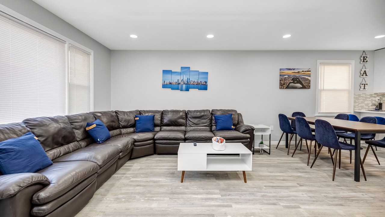 Photo of Livingroom in Bayonne