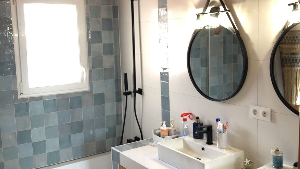 Photo of Bathroom in Gujan-Mestras