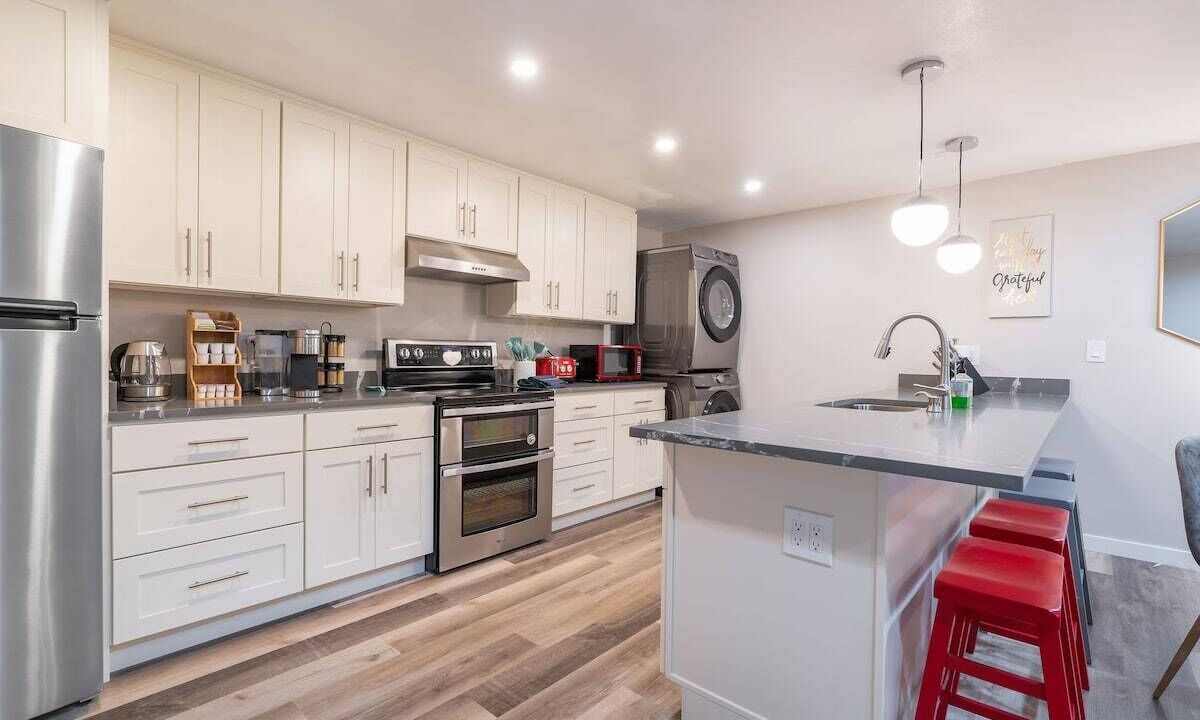 Photo of Kitchen in North Queen Anne
