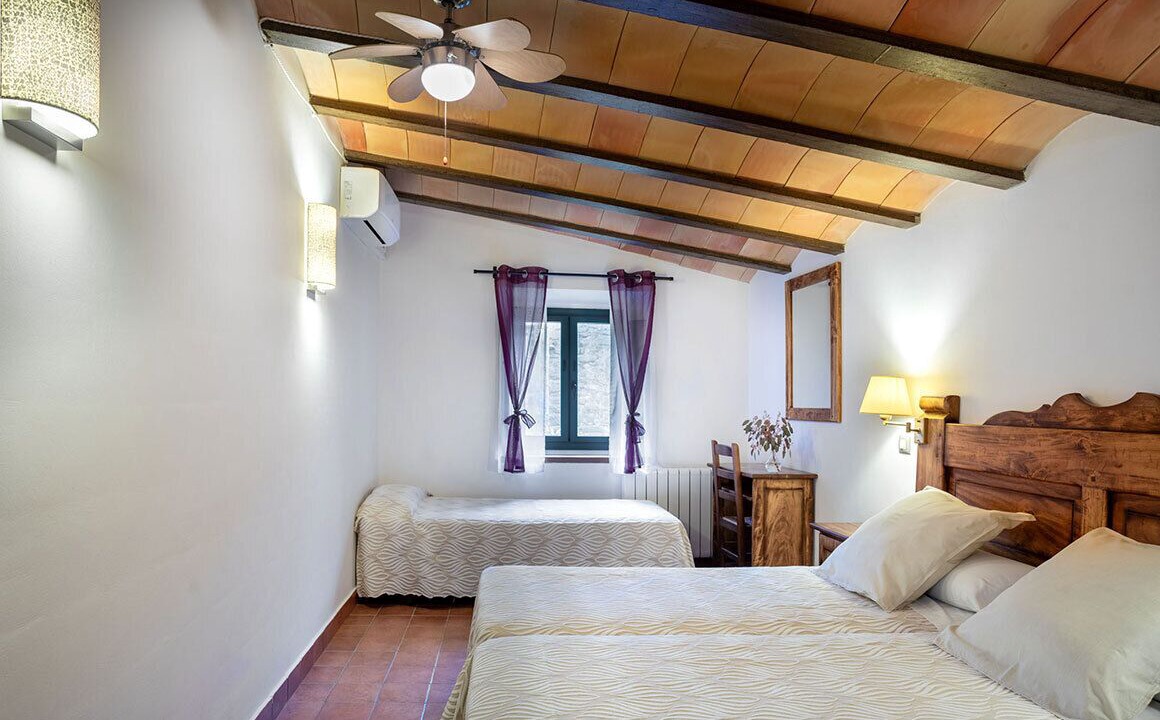 Photo of Bedroom in Pins