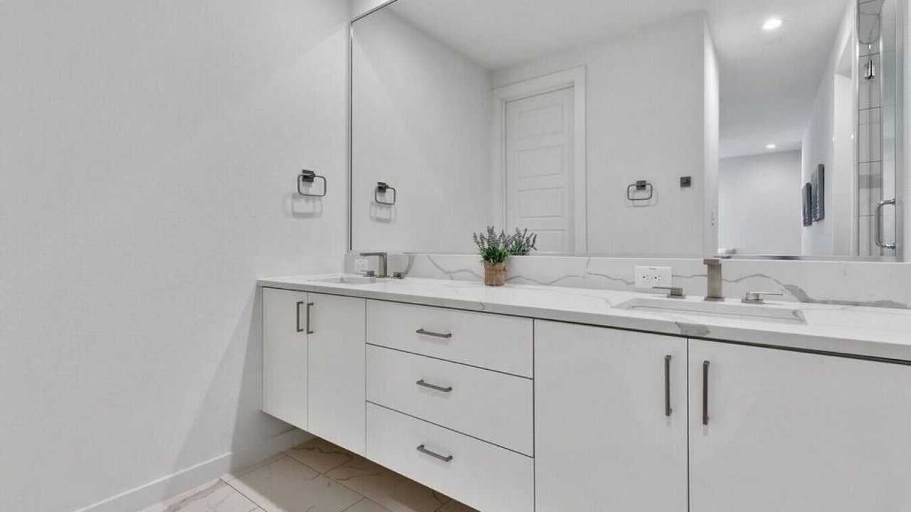 Photo of Bathroom in Old East Dallas