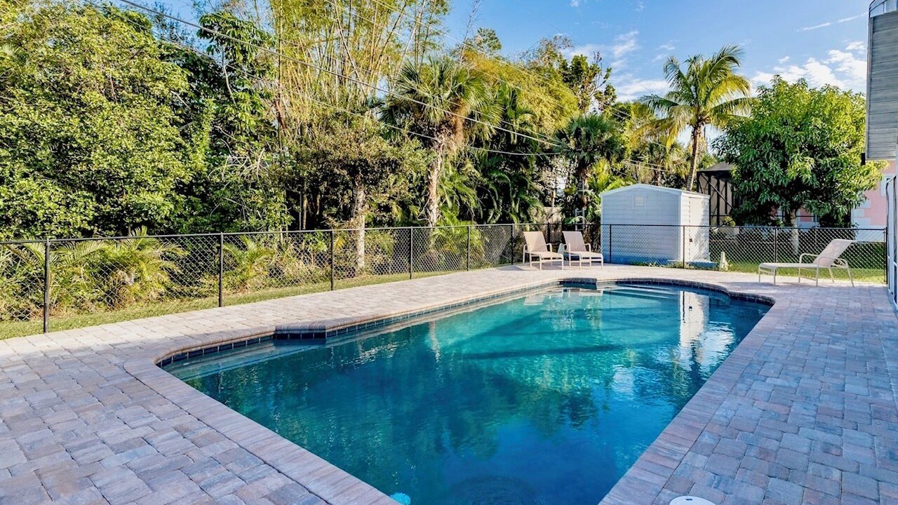 Photo of Outdoor in Sebastian Highlands
