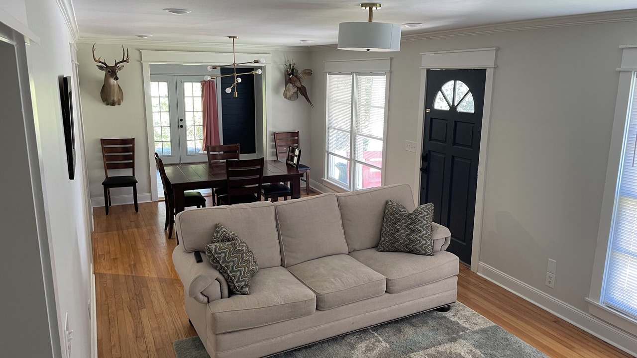 Photo of Livingroom in Starkville