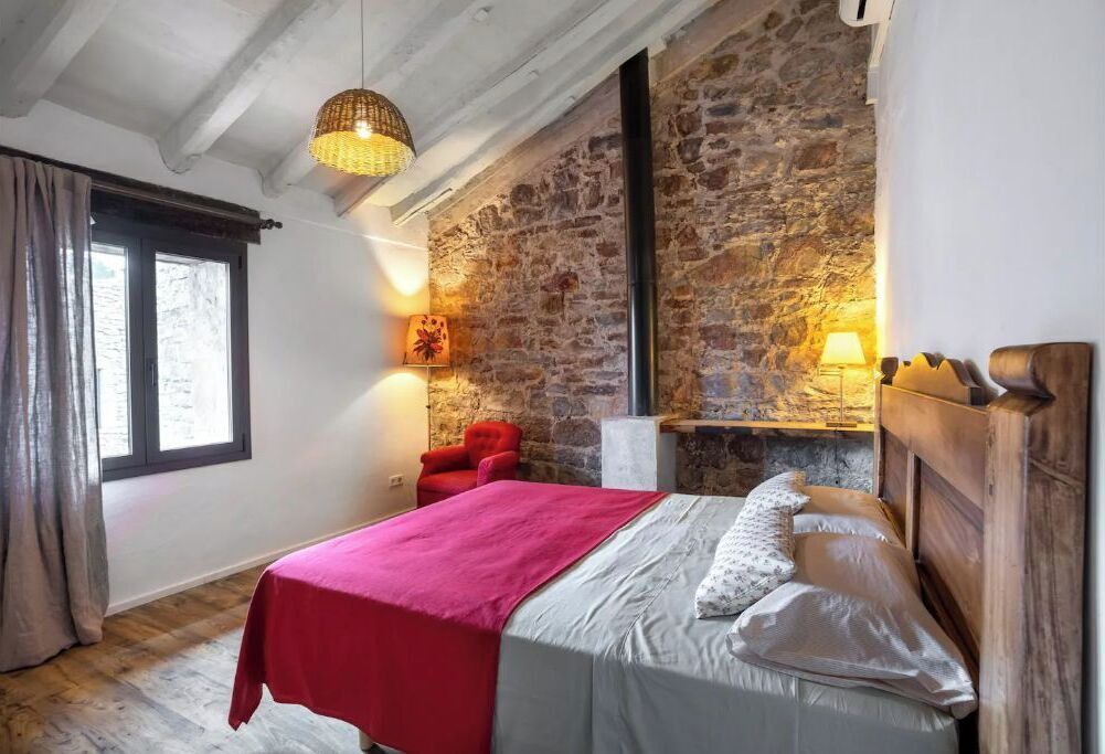 Photo of Bedroom in Pins