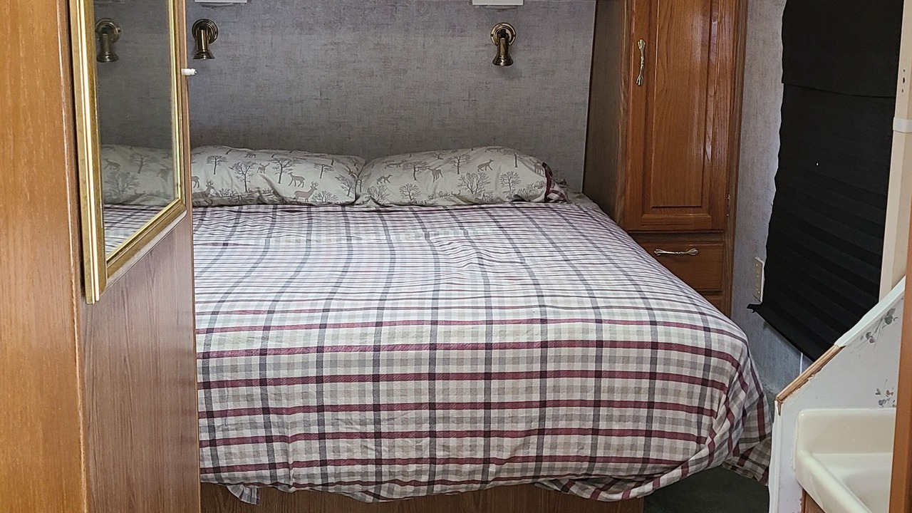 Photo of Bedroom in Mountain City