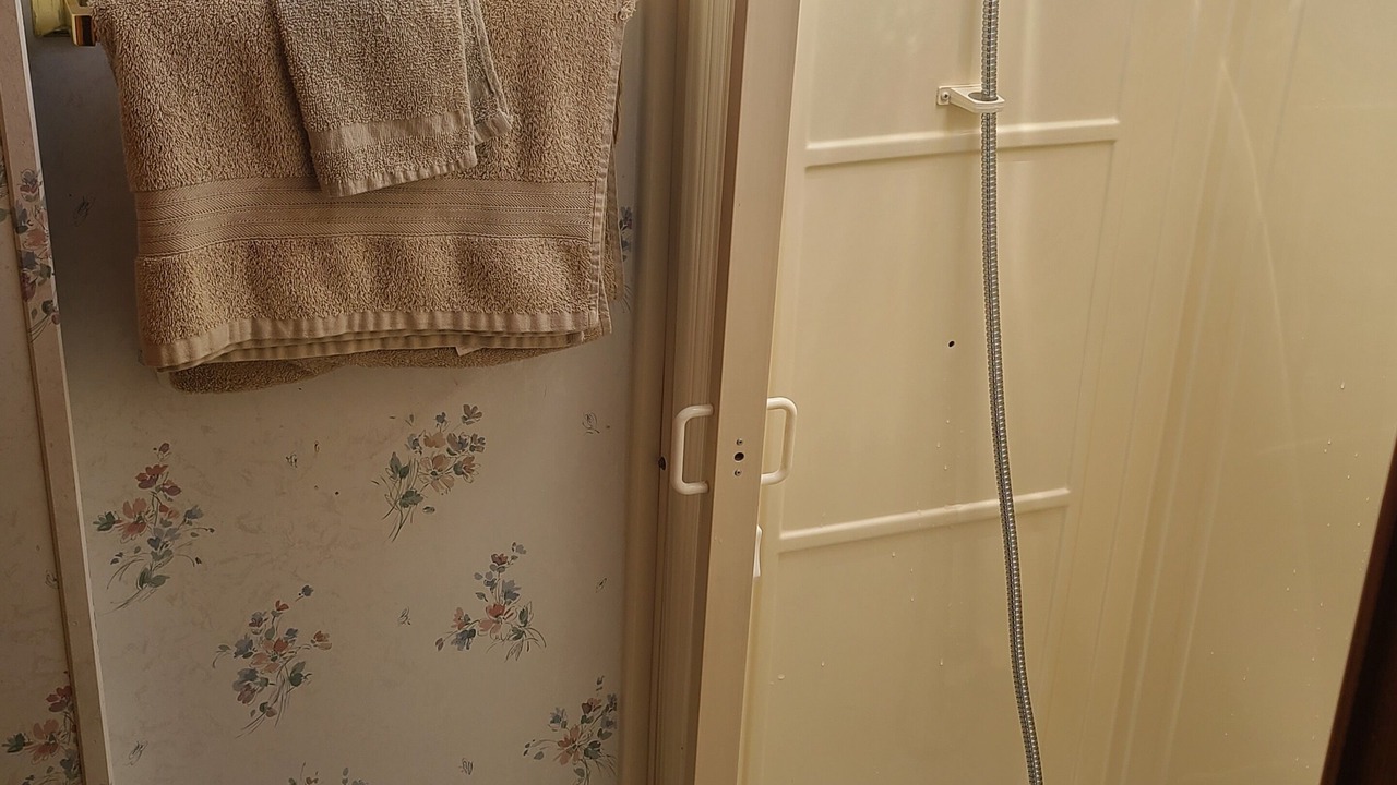 Photo of Bathroom in Mountain City