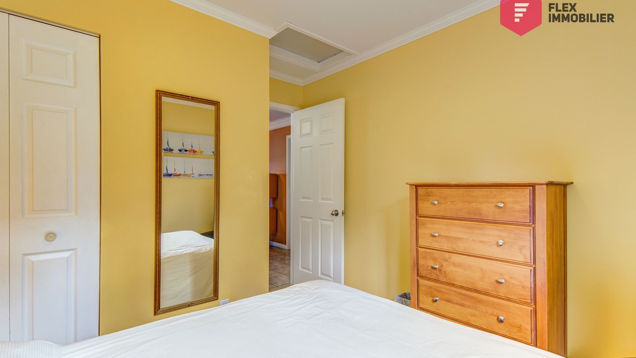 Photo of Bedroom in Saint-Denis-de-Brompton