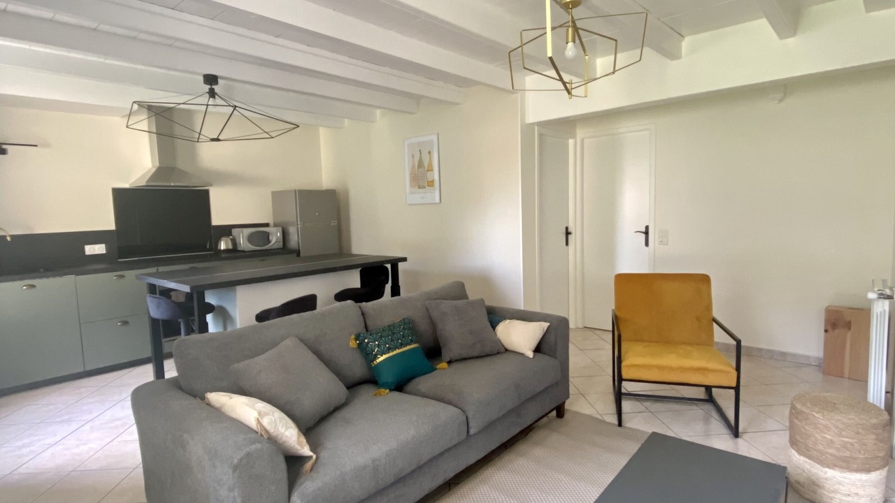 Photo of Livingroom in Sainte-Terre