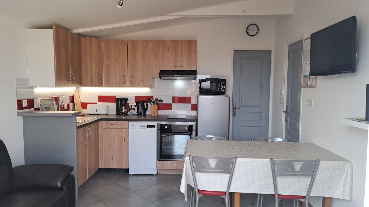 Photo of Kitchen in Saint-Coulomb