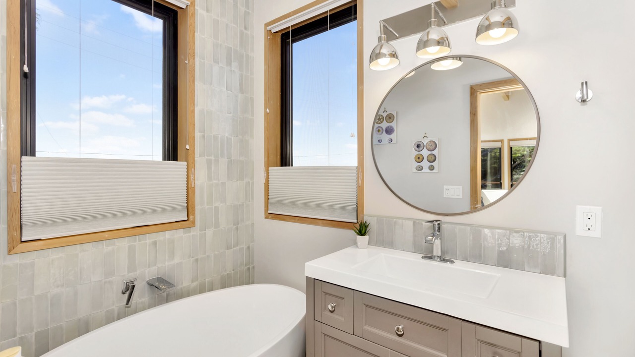 Photo of Bathroom in Stinson Beach