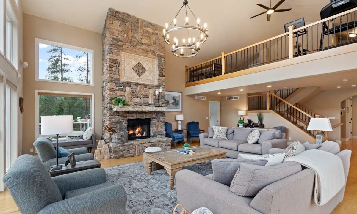 Photo of Livingroom in Post Falls