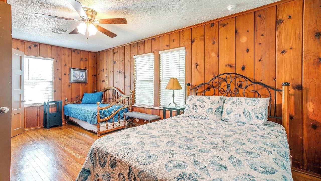 Photo of Bedroom in Arlington Heights