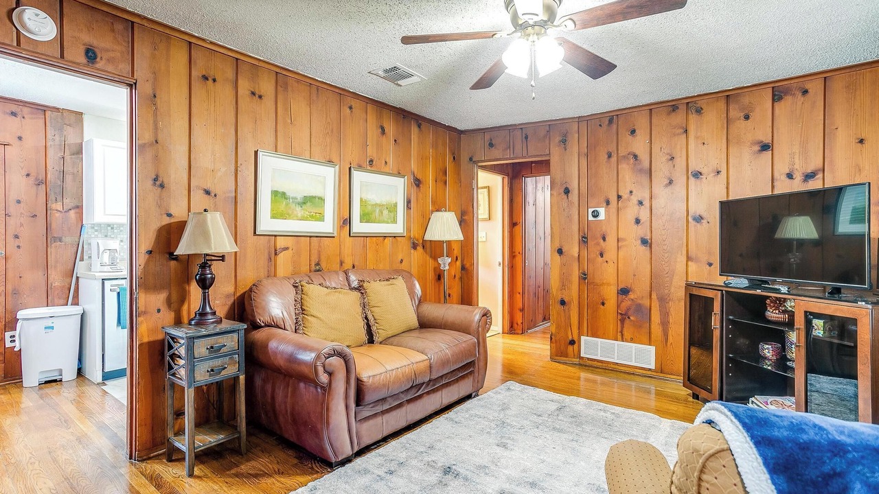 Photo of Livingroom in Arlington Heights