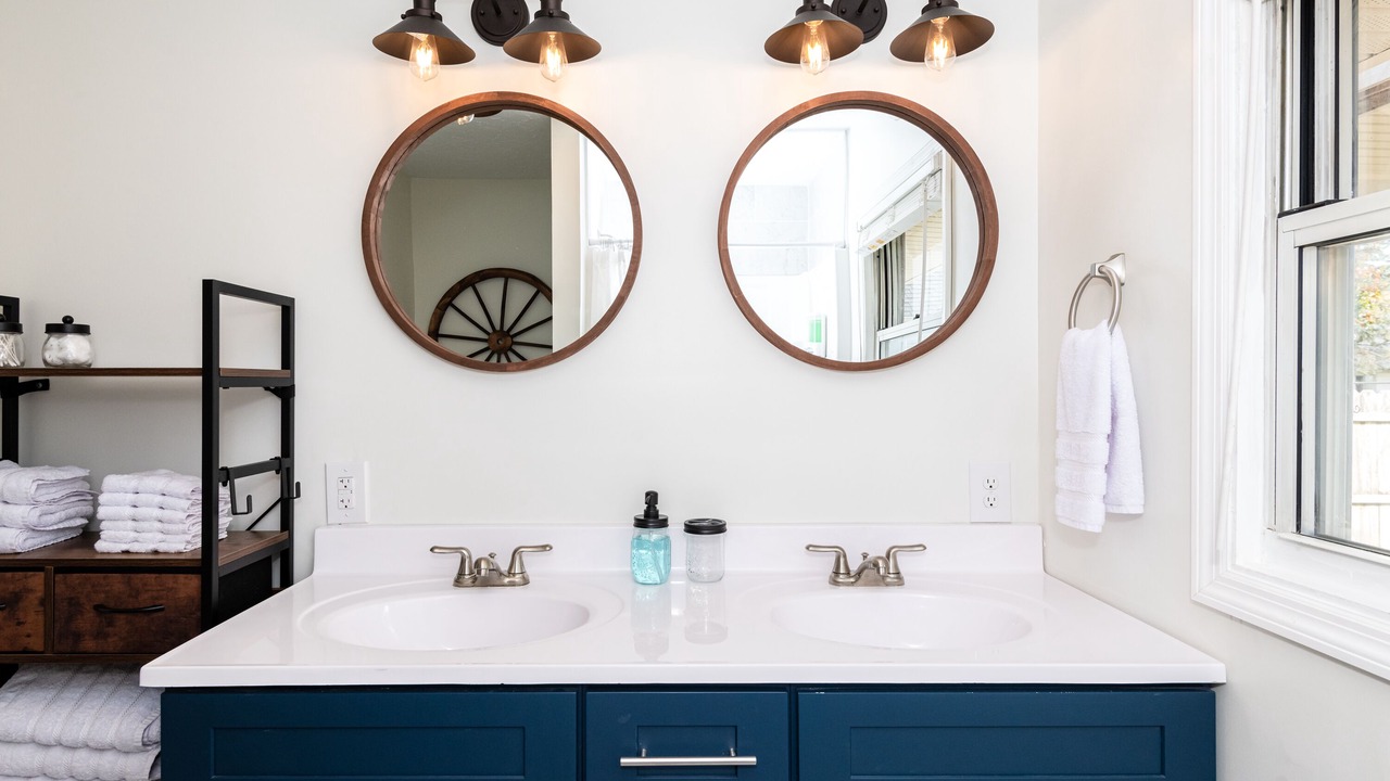 Photo of Bathroom in Xenia