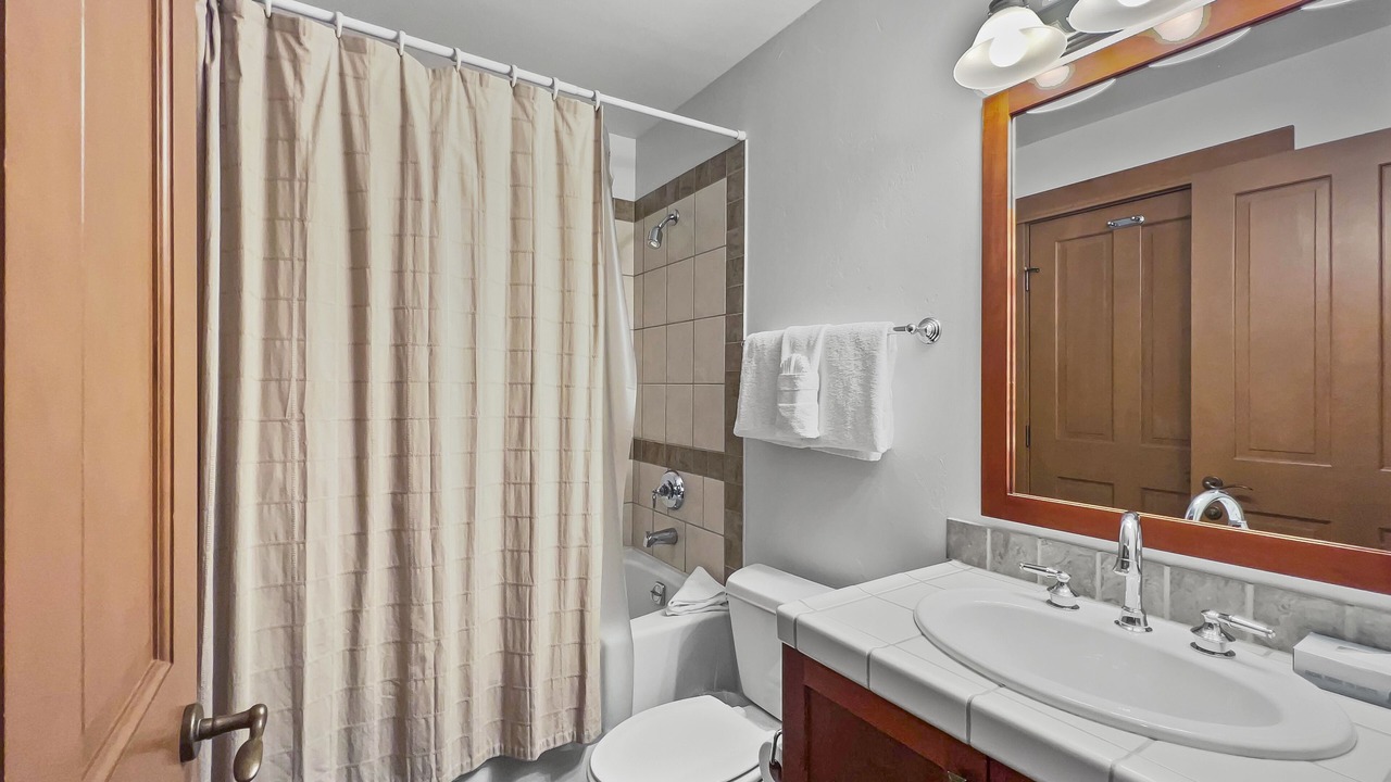 Photo of Bathroom in Copper Mountain Village