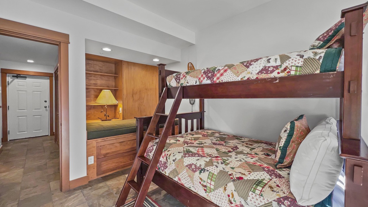 Photo of Bedroom in Copper Mountain Village