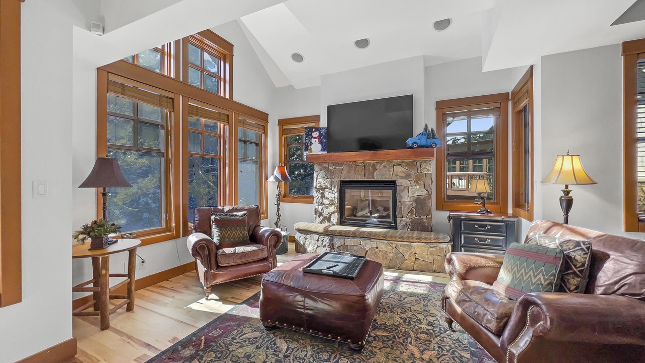 Photo of Livingroom in Copper Mountain Village