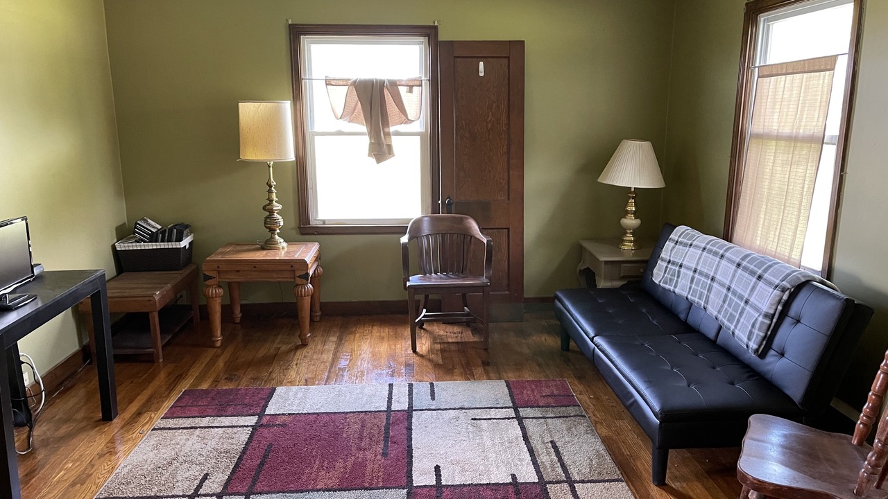 Photo of Livingroom in Milton